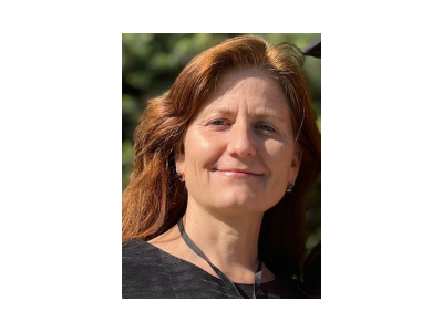 Jennifer Rioux headshot