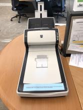 Fast feed flatbed scanner