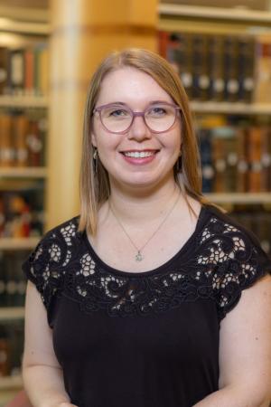 Michelle Schonken, MLIS, AHIP