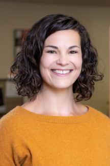 Laura Riley headshot 2025